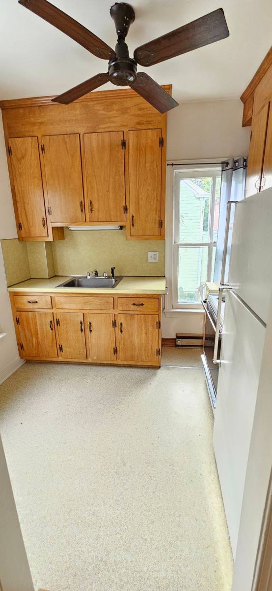 Apartment for rent at 415 Prince St, Tappahannock, VA 22560