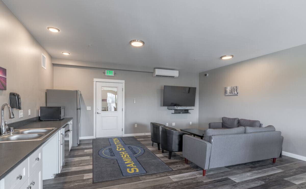 Apartment for rent at 112 37th St, Bellingham, WA 98225