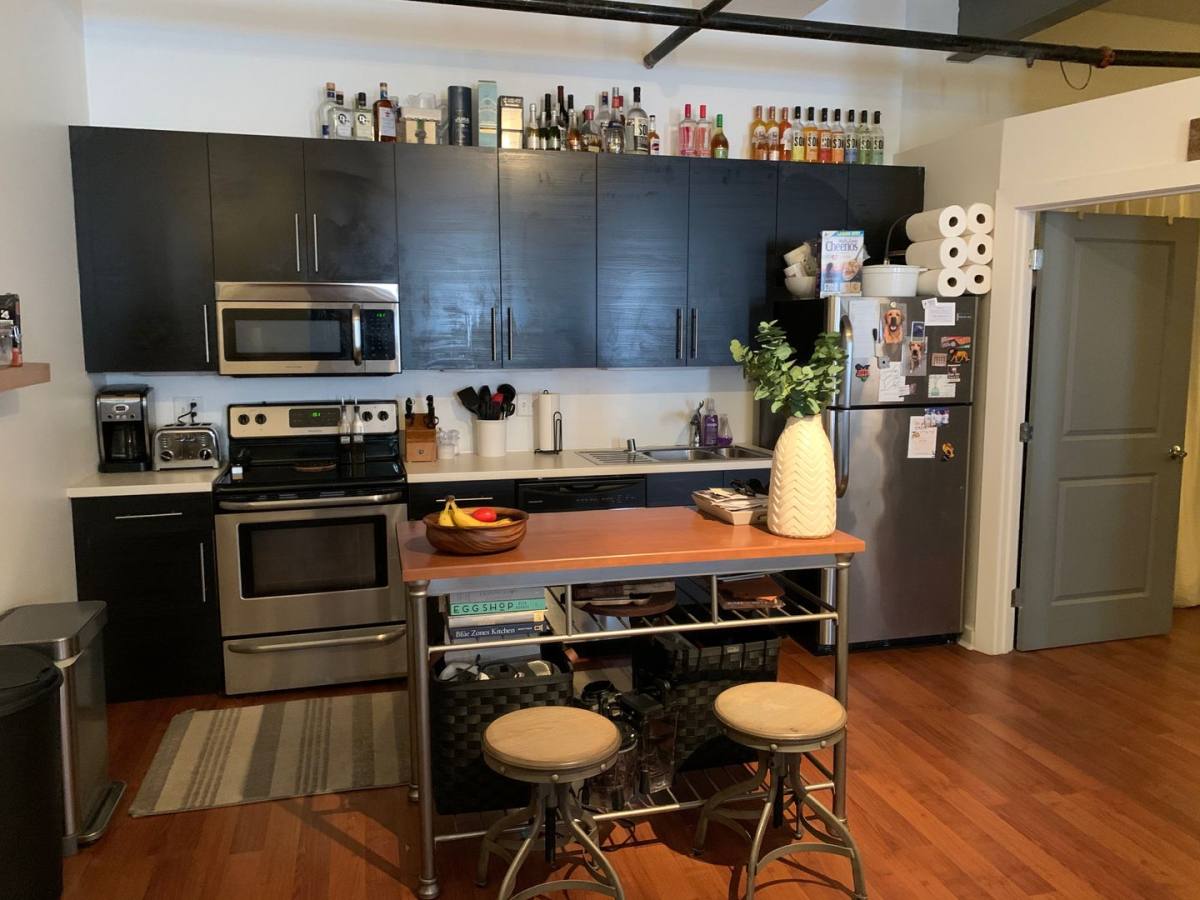 Apartment for rent at 209-211 W Pike St, Covington, KY 41011