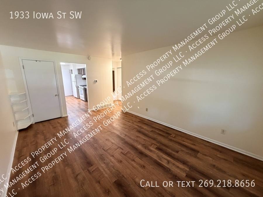 House for rent at 1933 Iowa St SW, Wyoming, MI 49519