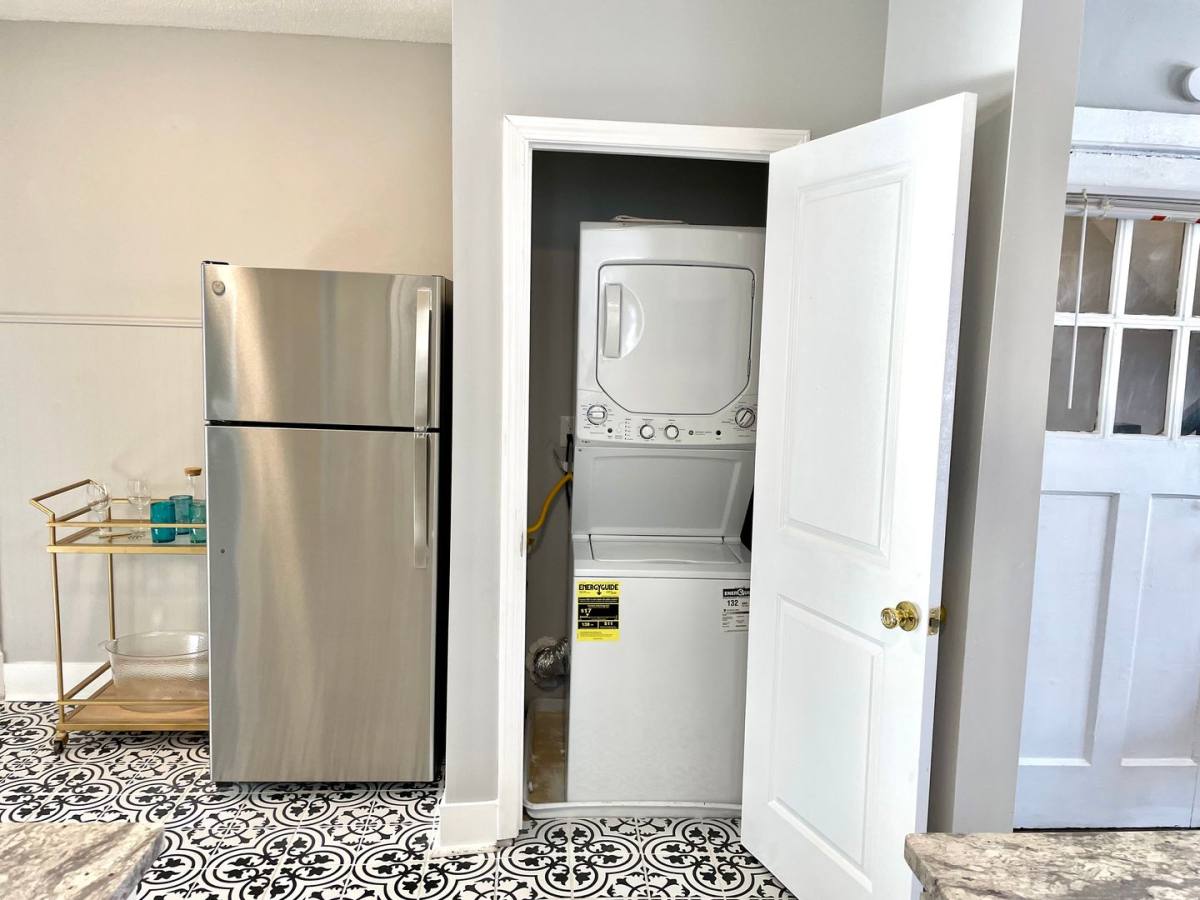Apartment for rent at 2122 Maury Ave #1N, Saint Louis, MO 63110