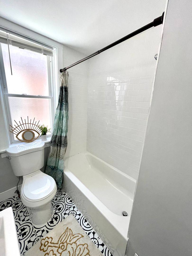 Apartment for rent at 2122 Maury Ave #1N, Saint Louis, MO 63110