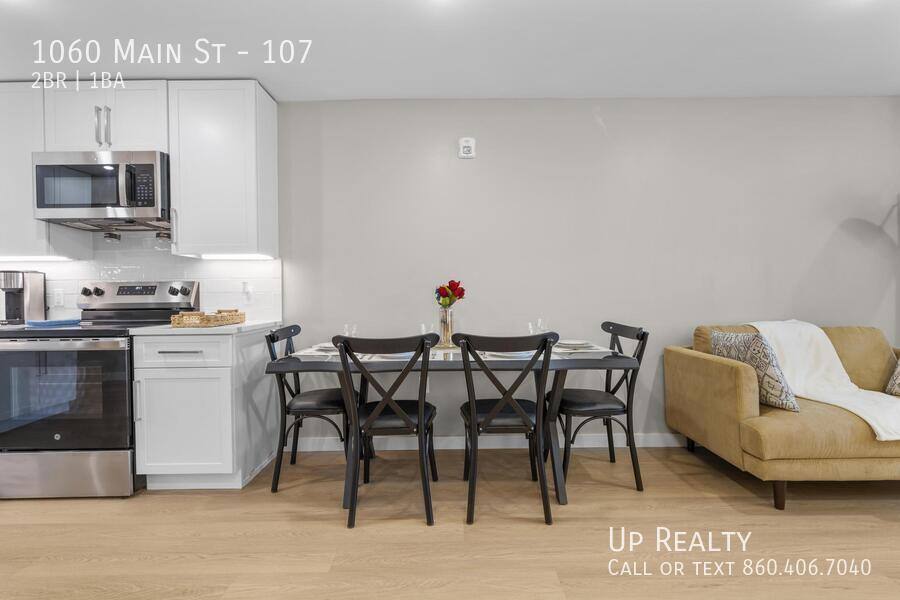 Apartment for rent at 1060 Main St #107, South Windsor, CT 06074