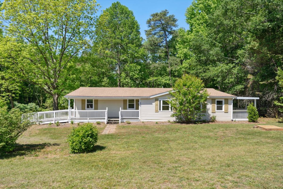 House for rent at 5027 Jackson King Rd, Raleigh, NC 27603