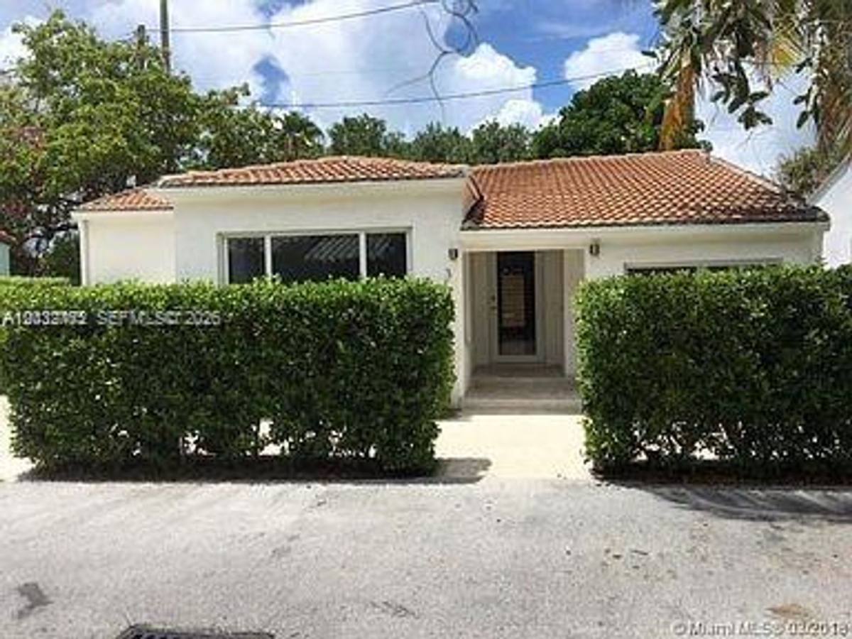 House for rent at 3 Farrey Lane, Miami Beach, FL 33139