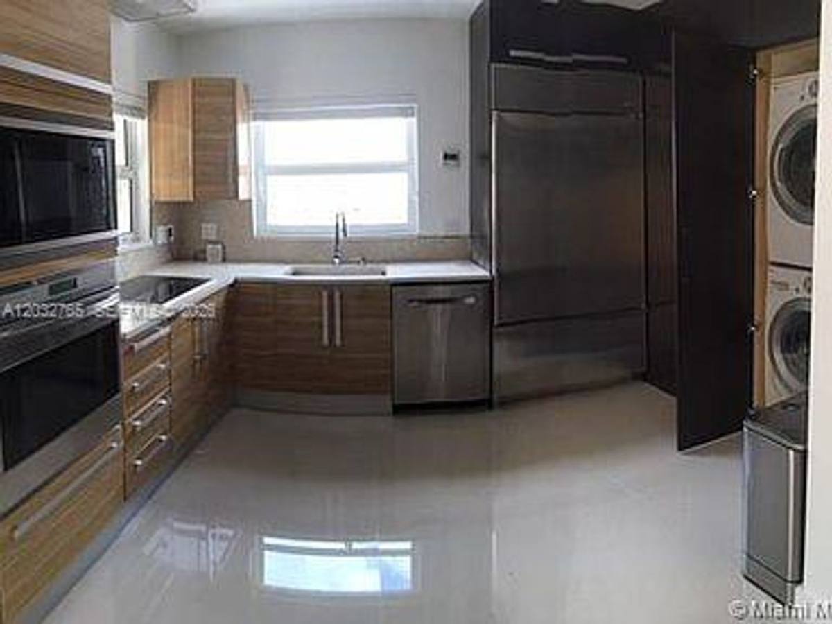 House for rent at 3 Farrey Lane, Miami Beach, FL 33139