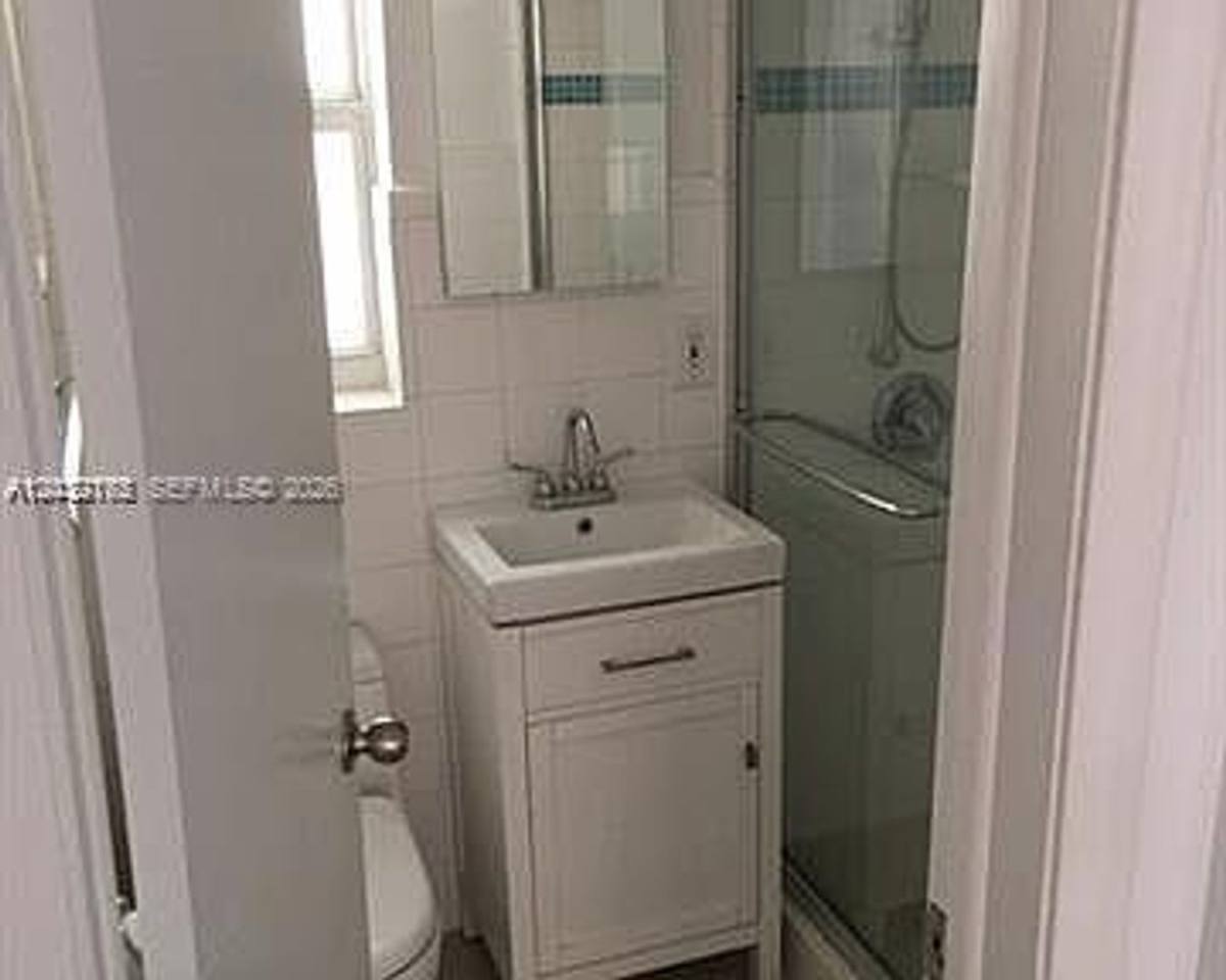 House for rent at 3 Farrey Lane, Miami Beach, FL 33139
