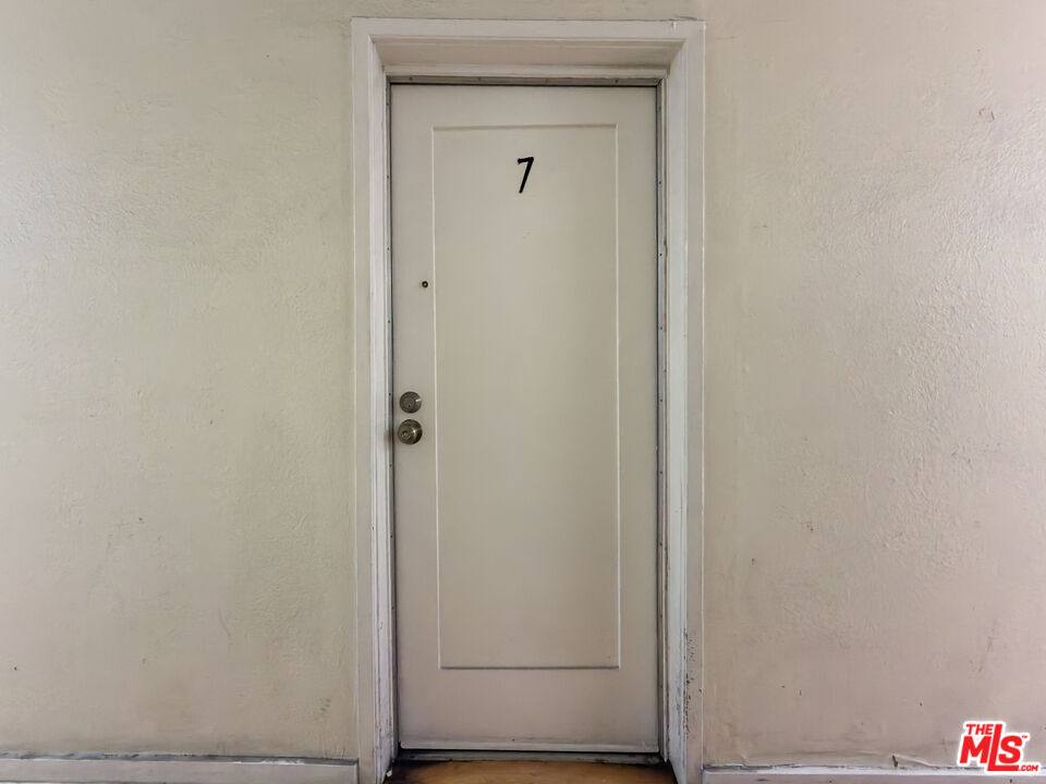 Apartment for rent at 504 S Rampart Blvd #504-7, Los Angeles, CA 90057