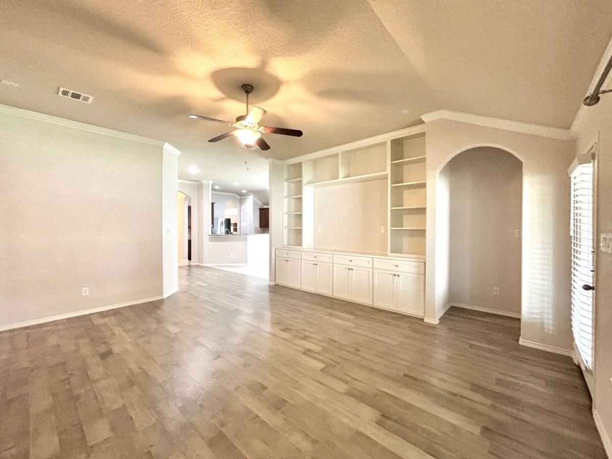 House for rent at 14415 High Plains Dr, San Antonio, TX 78254