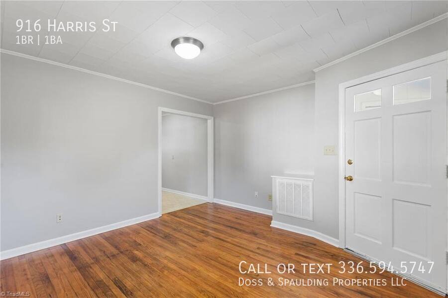 Apartment for rent at 916 Harris St, Burlington, NC 27217