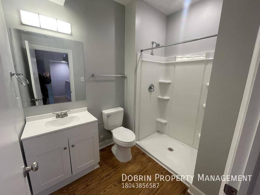 Apartment for rent at 4 W Cary St #1, Richmond, VA 23220
