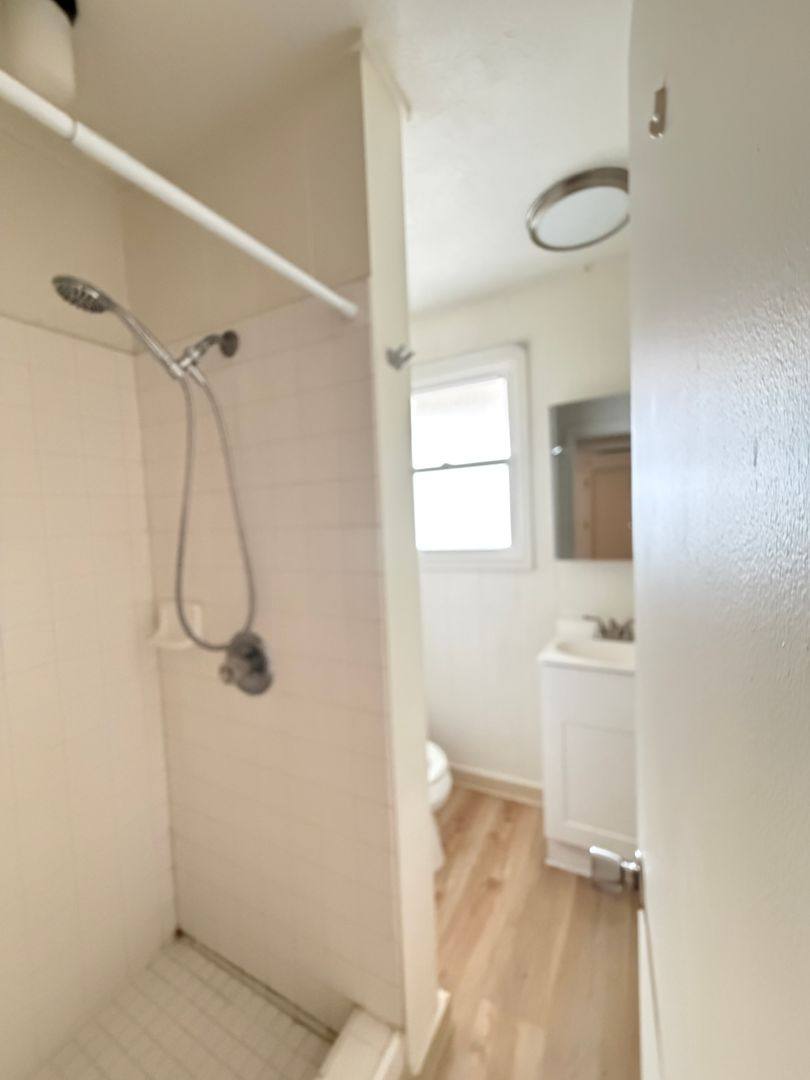 Apartment for rent at 2724 Date St, Honolulu, HI 96816