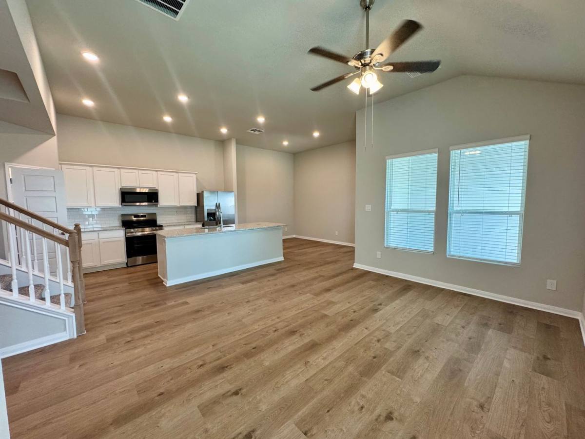 Townhouse for rent at 109 Gunner Rd, Buda, TX 78610