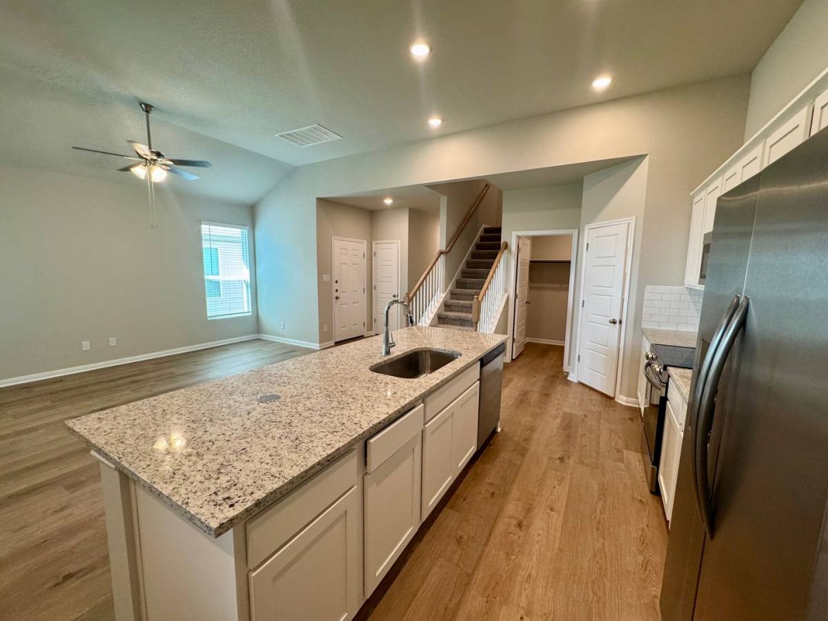 Townhouse for rent at 109 Gunner Rd, Buda, TX 78610