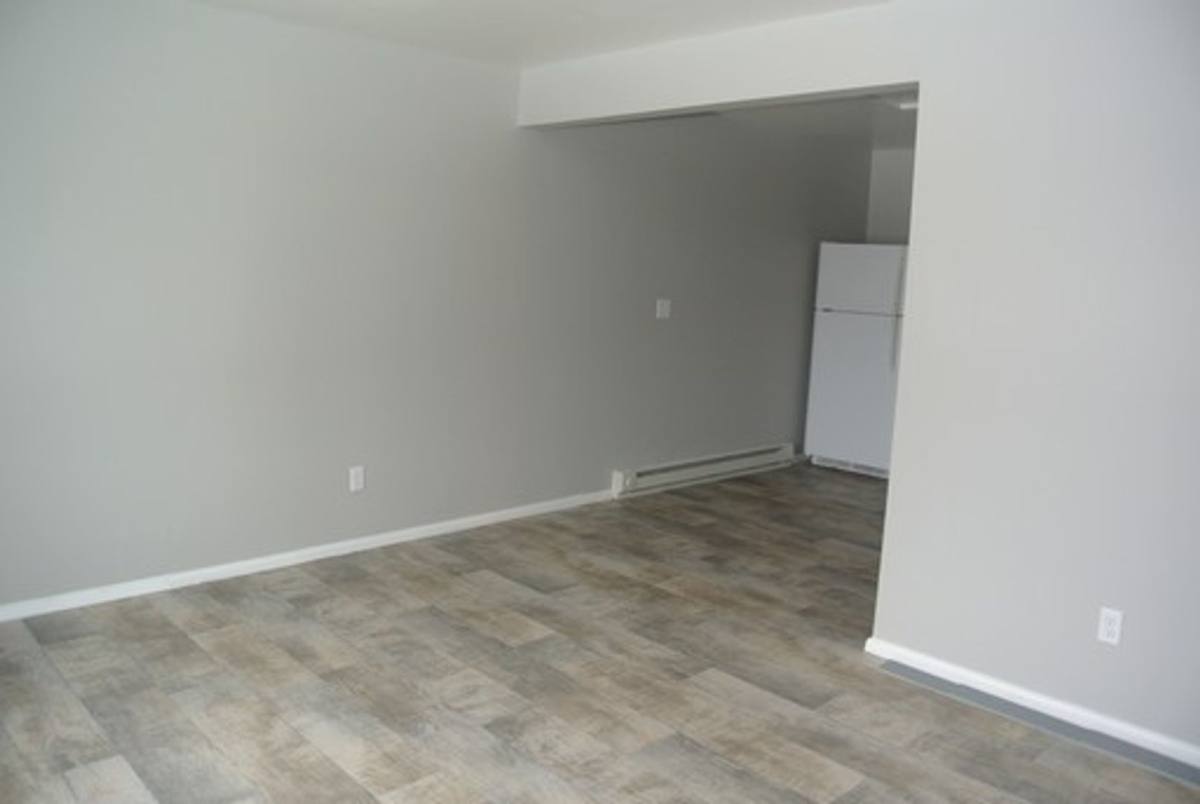 Apartment for rent at 2400 4th St NW, Minot, ND 58703