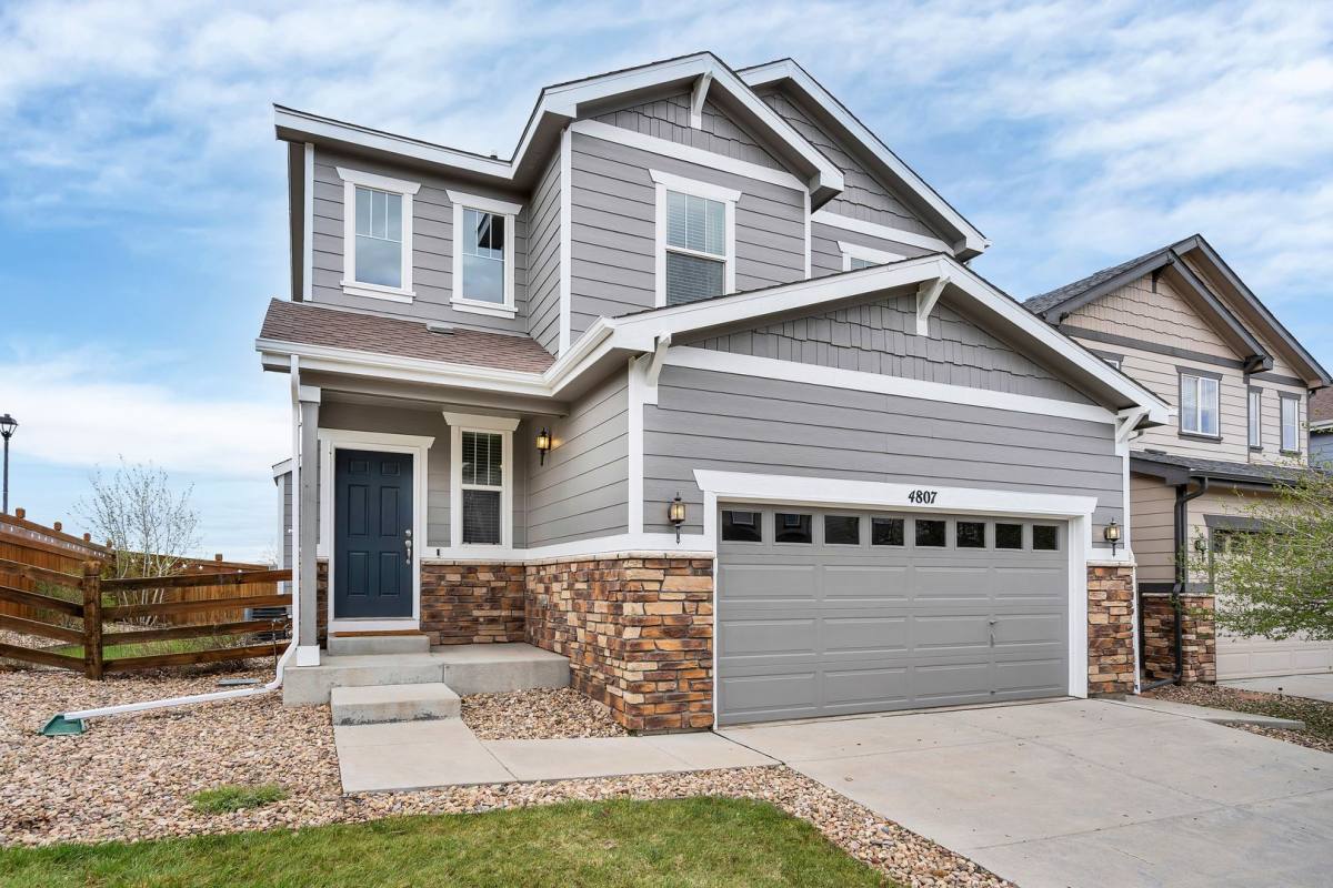 House for rent at 4807 S Picadilly, Aurora, CO 80015