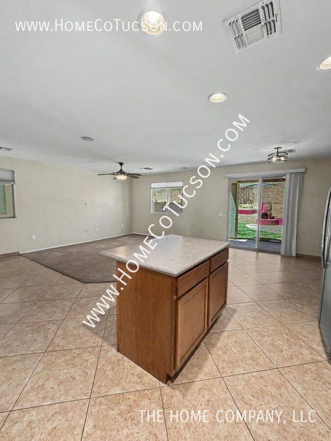House for rent at 14306 S Camino Vallado, Sahuarita, AZ 85629