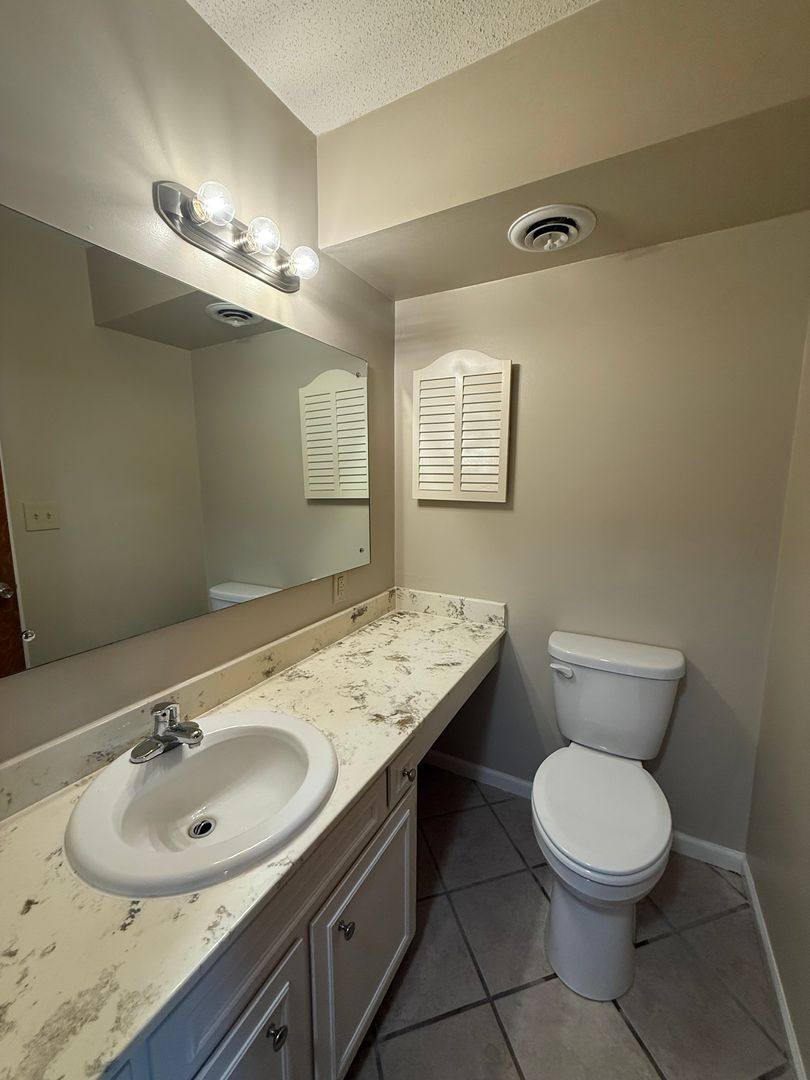 Apartment for rent at 744 S Cedar St, Ottawa, KS 66067