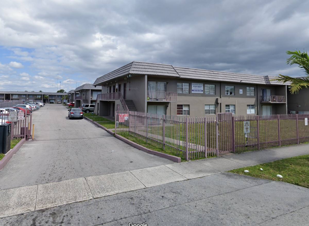 Apartment for rent at West Garden Villas, 611-631 NW 177 St, Miami, FL 33169