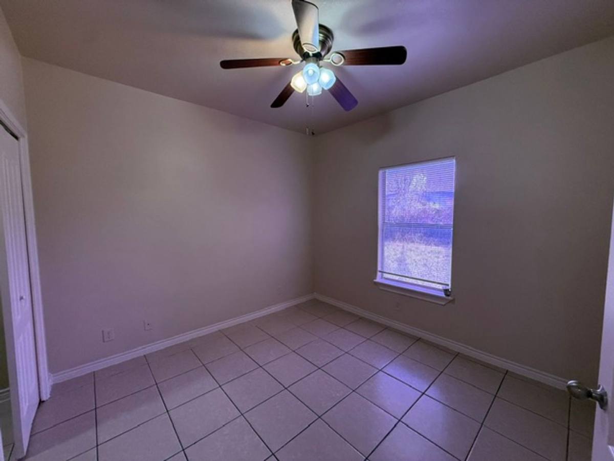 Apartment for rent at 512 Norwich Loop, Laredo, TX 78045
