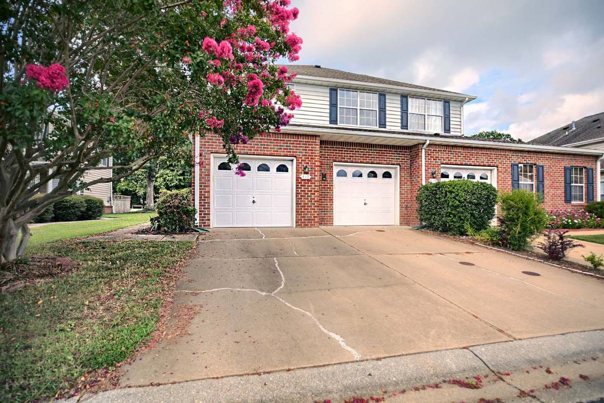 Townhouse for rent at 417 Belmont Circle #COVENTRY Hoa, Yorktown, VA 23693