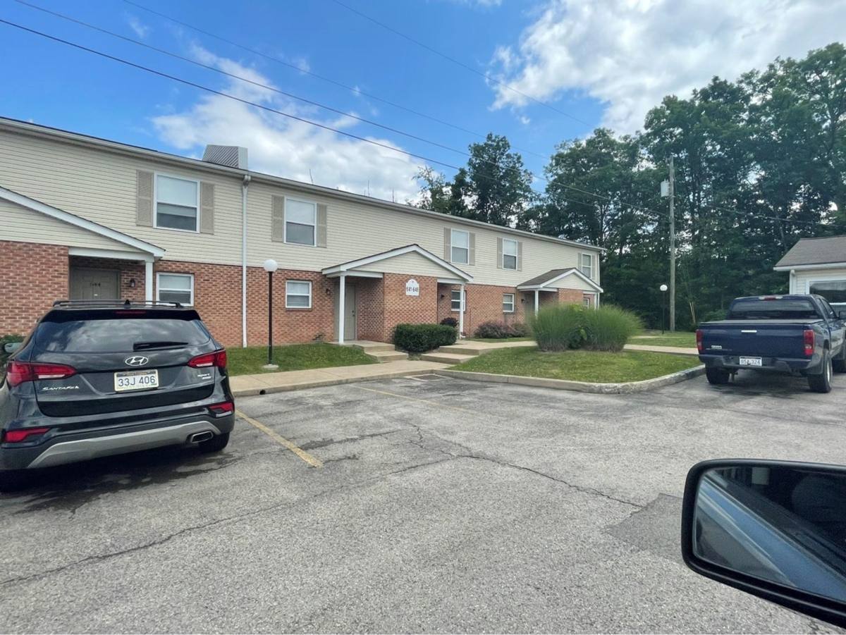 Apartment for rent at 173 Rich View Dr, Kingwood, WV 26537