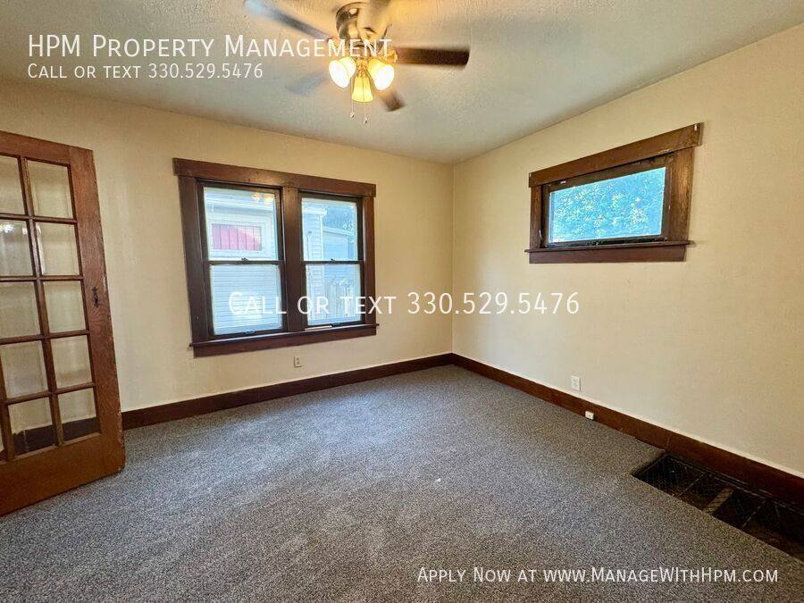 Apartment for rent at 2912 9th St NW, Canton, OH 44708