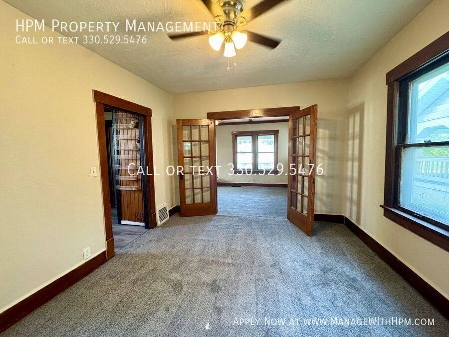 Apartment for rent at 2912 9th St NW, Canton, OH 44708