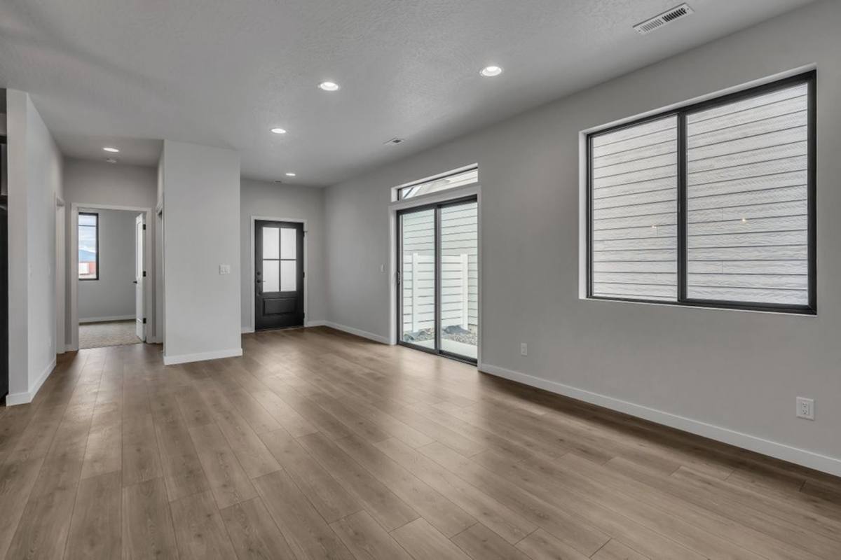 Townhouse for rent at 2919 N Phoenix Lane, Post Falls, ID 83854