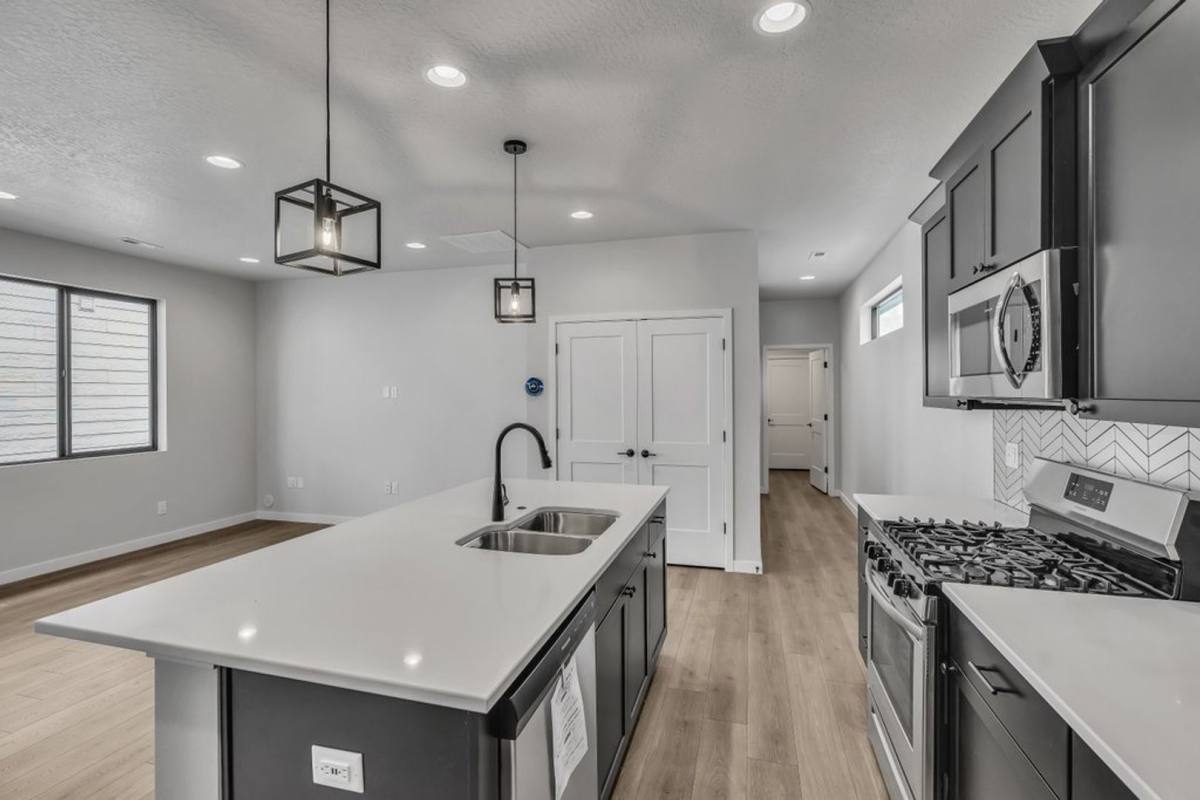 Townhouse for rent at 2919 N Phoenix Lane, Post Falls, ID 83854