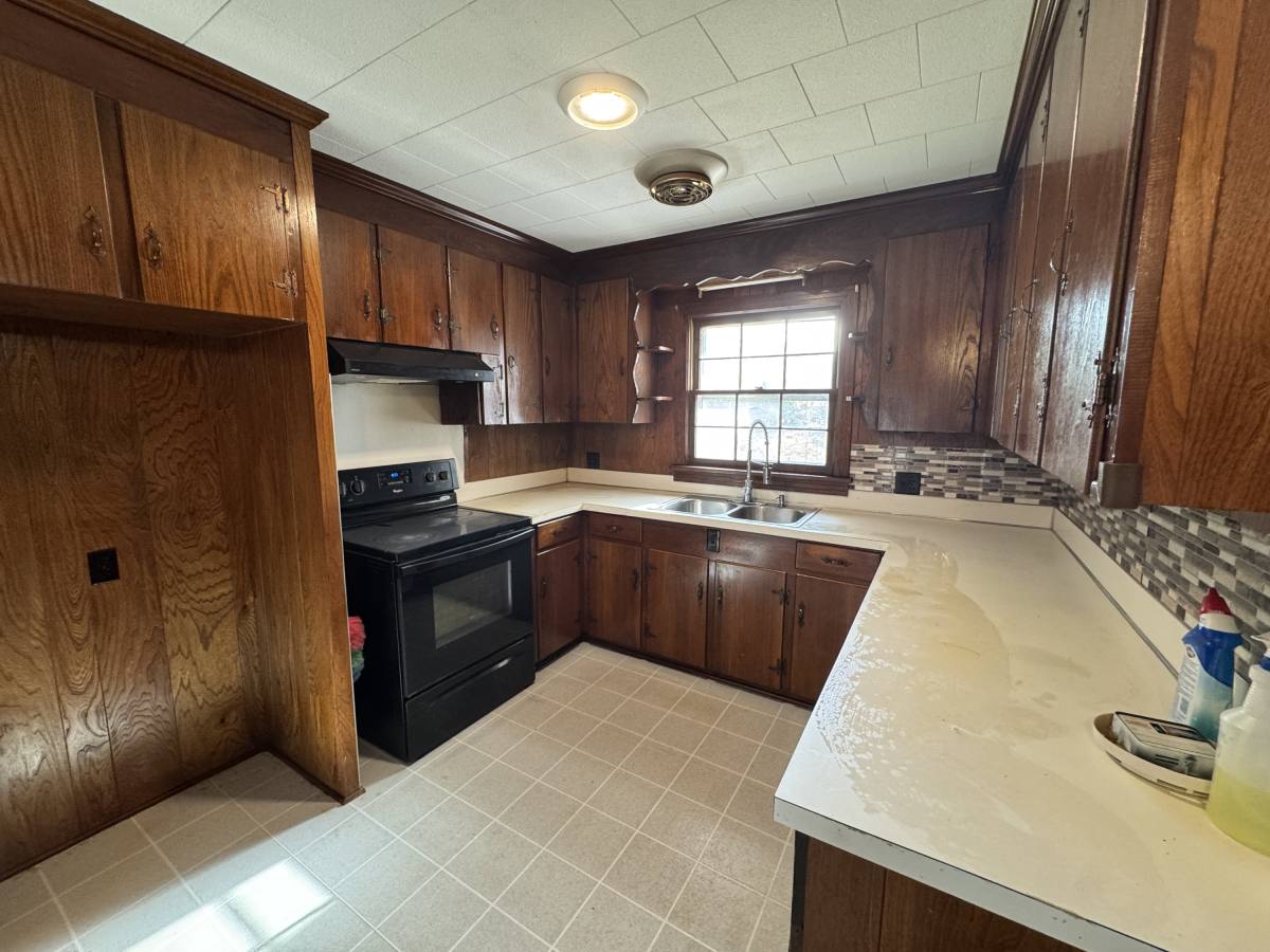 House for rent at 408 E Simmons Ave, Williamston, NC 27892