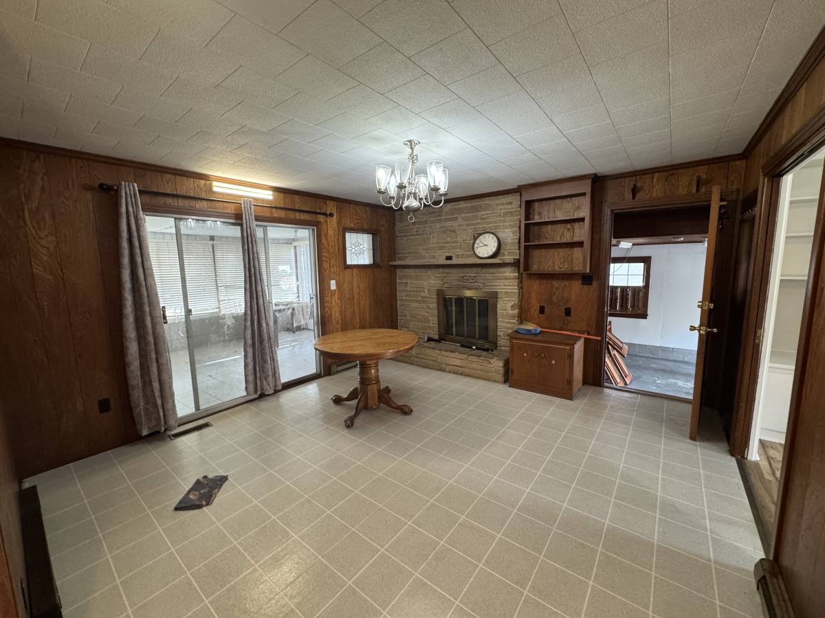 House for rent at 408 E Simmons Ave, Williamston, NC 27892