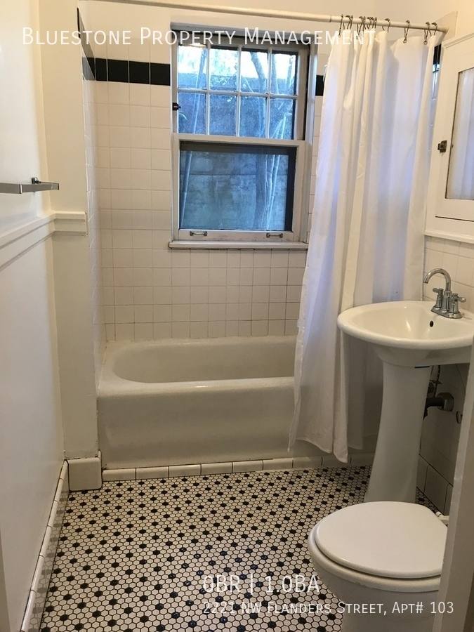 Apartment for rent at 2221 NW Flanders St #103, Portland, OR 97210