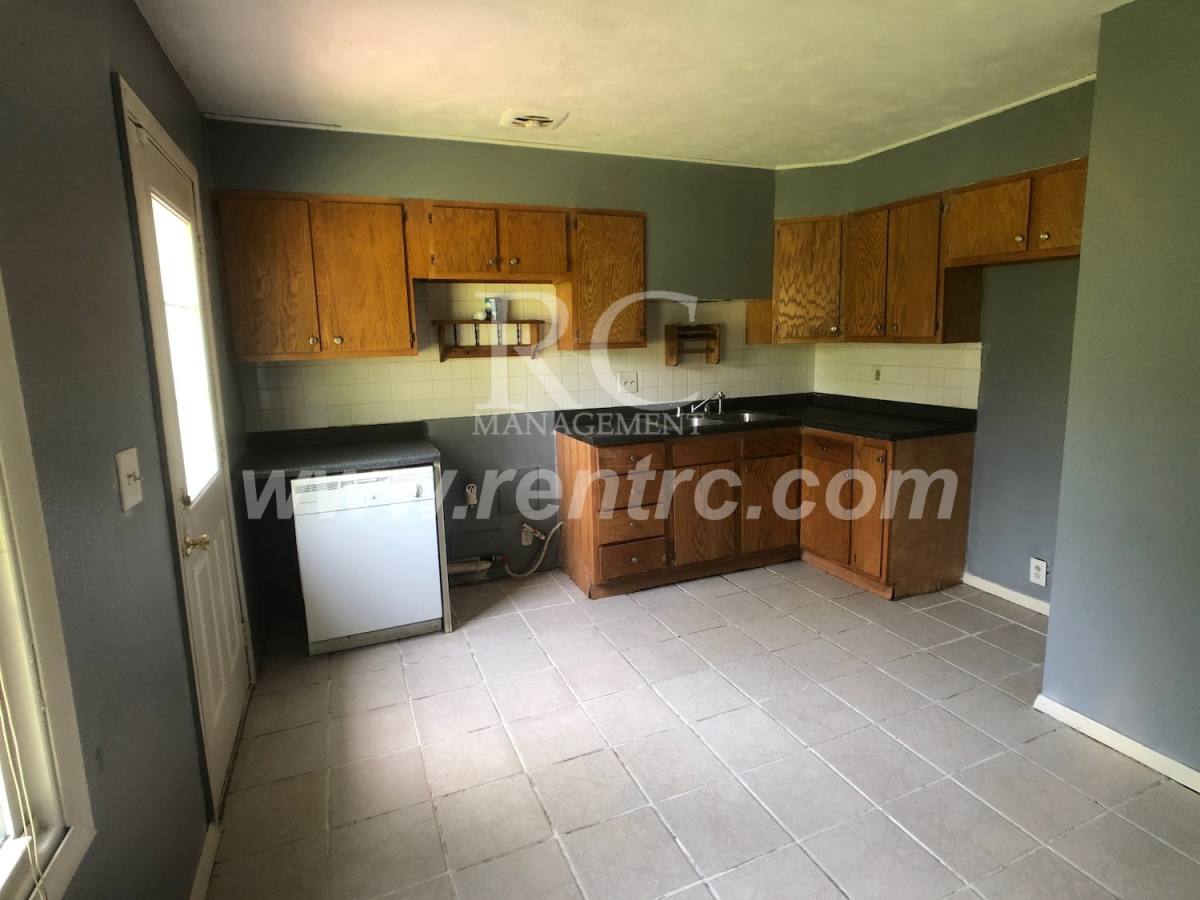 House for rent at 903 Southmoor, Danville, IL 61832