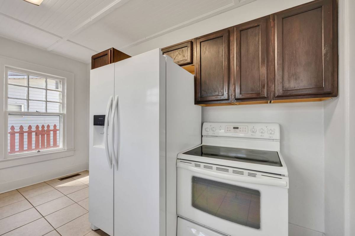 House for rent at 156 Greens Lake Rd, Rossville, GA 30741