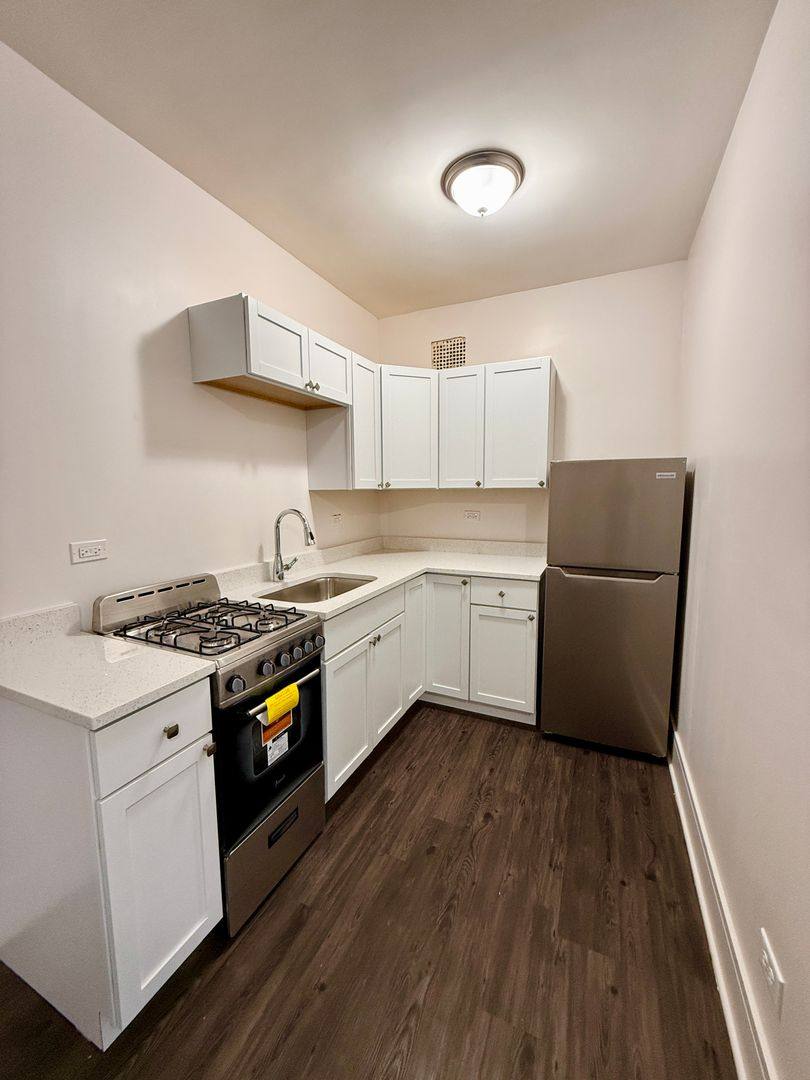Apartment for rent at 5309 N Winthrop, Chicago, IL 60640