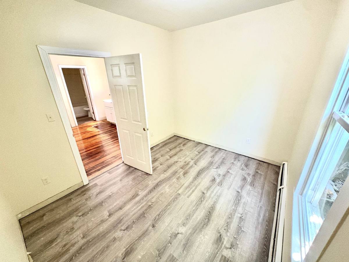 Apartment for rent at 423-429 Baldwin St, Waterbury, CT 06706