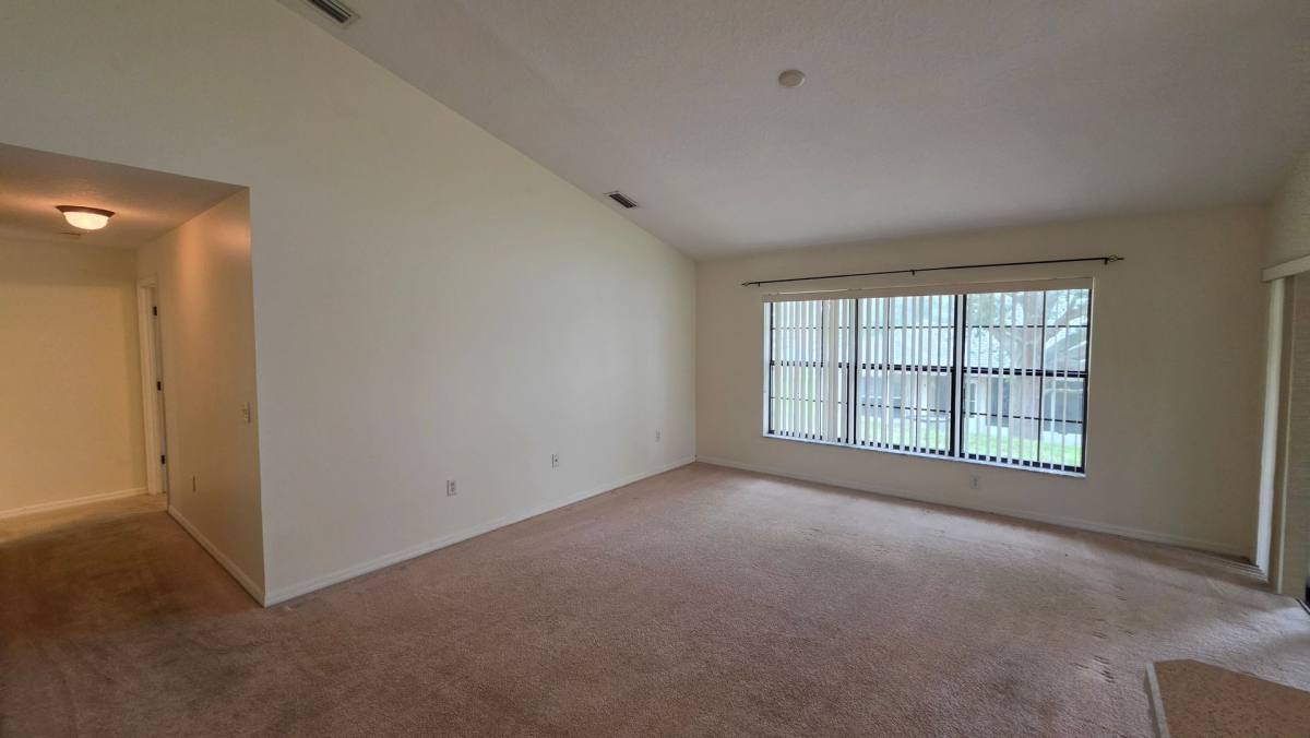 House for rent at 4659 Treasure Cay Rd, Tavares, FL 32778