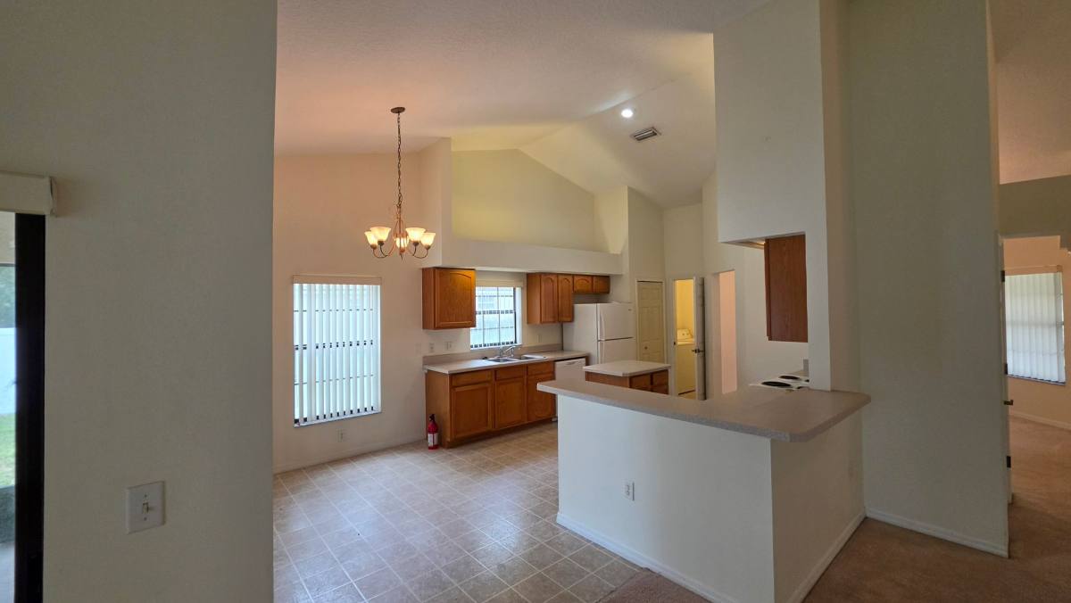 House for rent at 4659 Treasure Cay Rd, Tavares, FL 32778