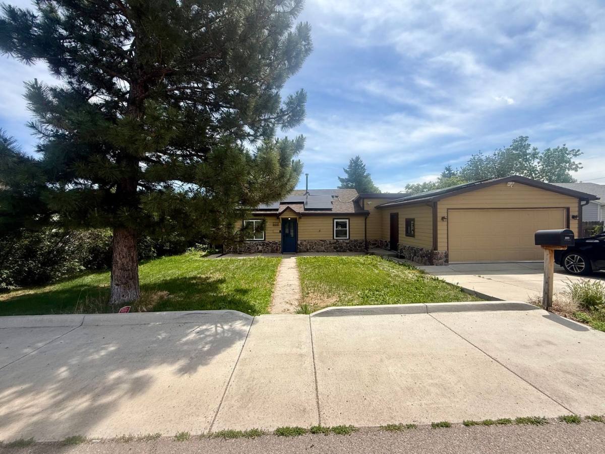 House for rent at 1110 Secrest St, Golden, CO 80401