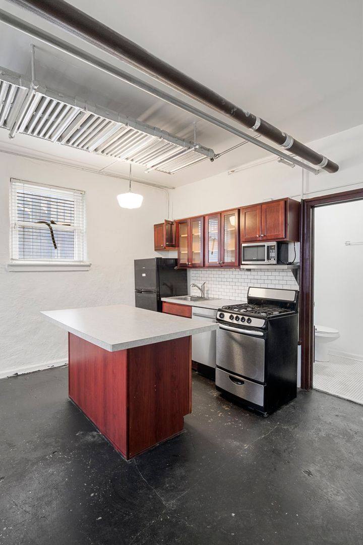 Apartment for rent at 5230 E Washington St #G3, Indianapolis, IN 46219