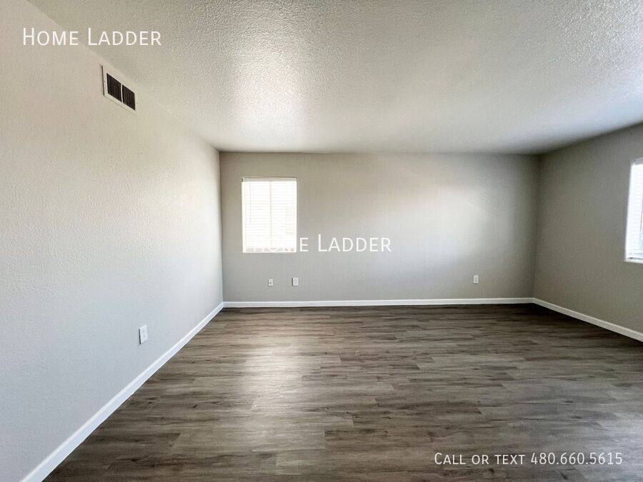 Apartment for rent at 4959 S Park Ave #104, Tucson, AZ 85706