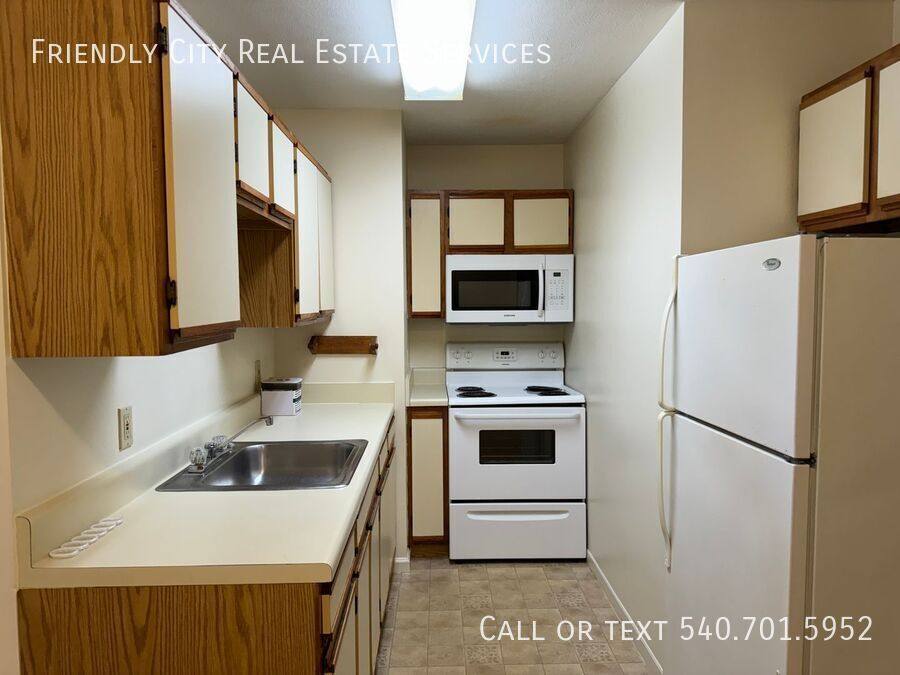 Apartment for rent at 1115 Lincolnshire Dr #A, Harrisonburg, VA 22801