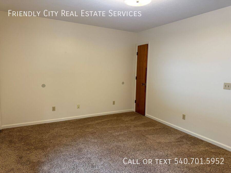 Apartment for rent at 1115 Lincolnshire Dr #A, Harrisonburg, VA 22801