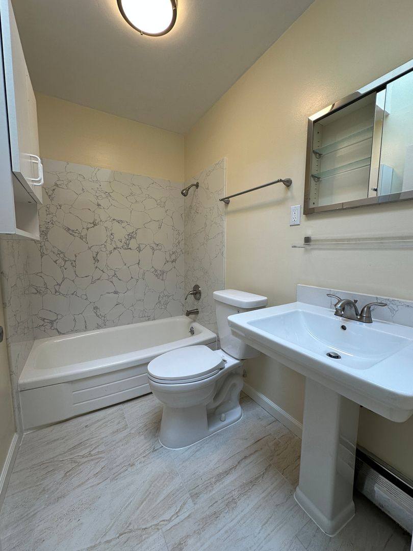 Apartment for rent at 1280 15th Ave, San Francisco, CA 94122