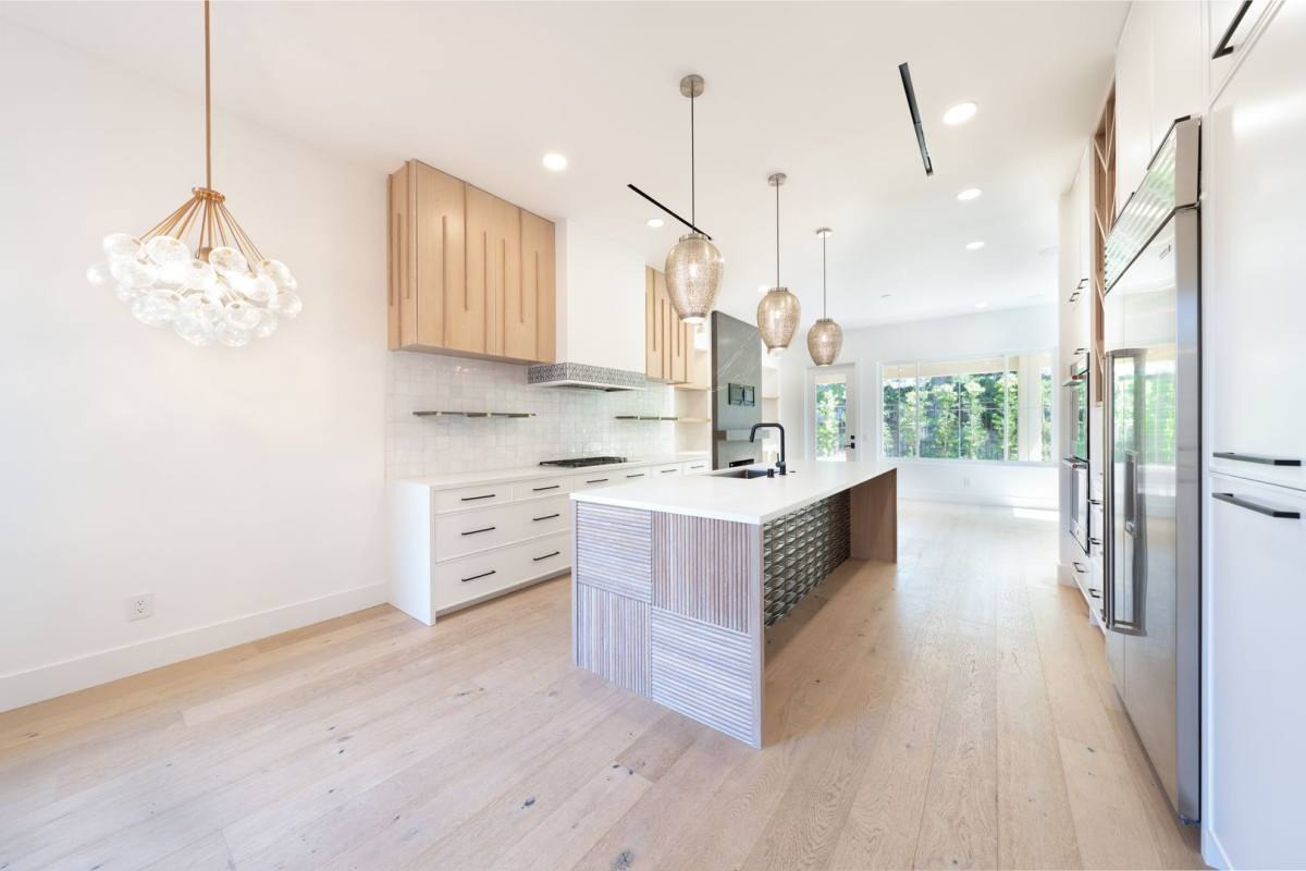House for rent at 1620 Arch Bay Dr, Newport Beach, CA 92660