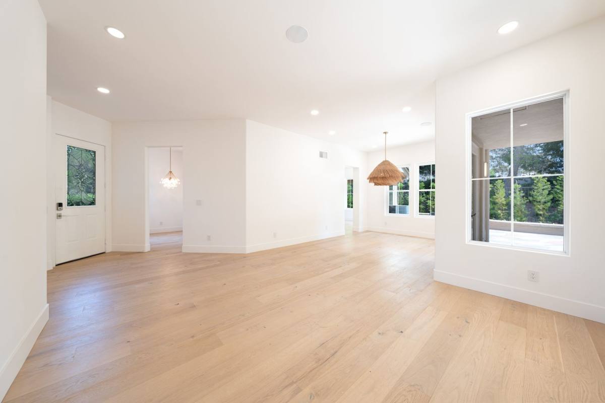 House for rent at 1620 Arch Bay Dr, Newport Beach, CA 92660
