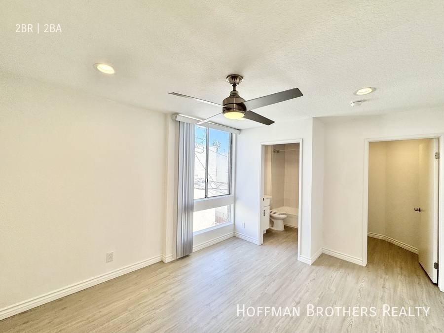 Apartment for rent at 3650 Jasmine Ave #5, Los Angeles, CA 90034