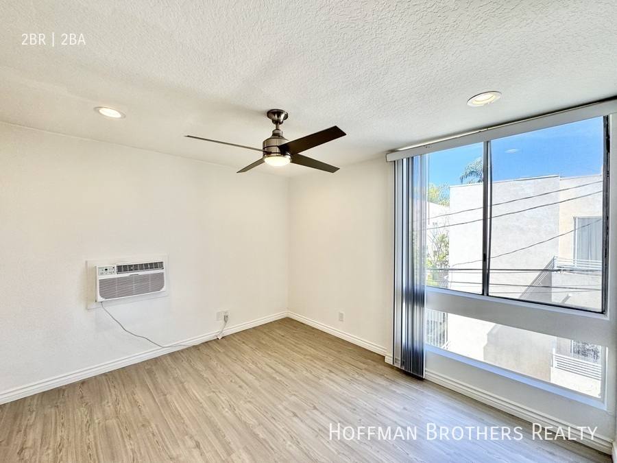 Apartment for rent at 3650 Jasmine Ave #5, Los Angeles, CA 90034