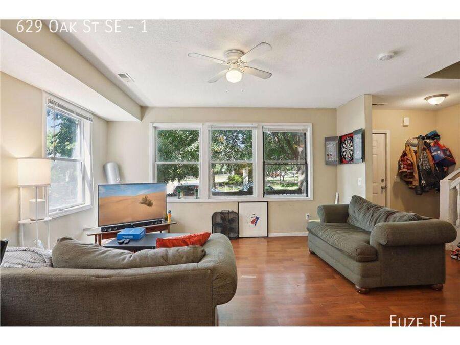 Apartment for rent at 629 Oak St SE #1, Minneapolis, MN 55414